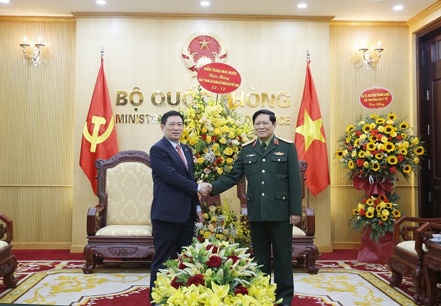 Ủy viên BCH TW Đảng, Tổng Kiểm toán nhà nước Hồ Đức Phớc đến thăm và chúc mừng Bộ Quốc phòng nhân ngày thành lập Quân đội nhân dân Việt Nam